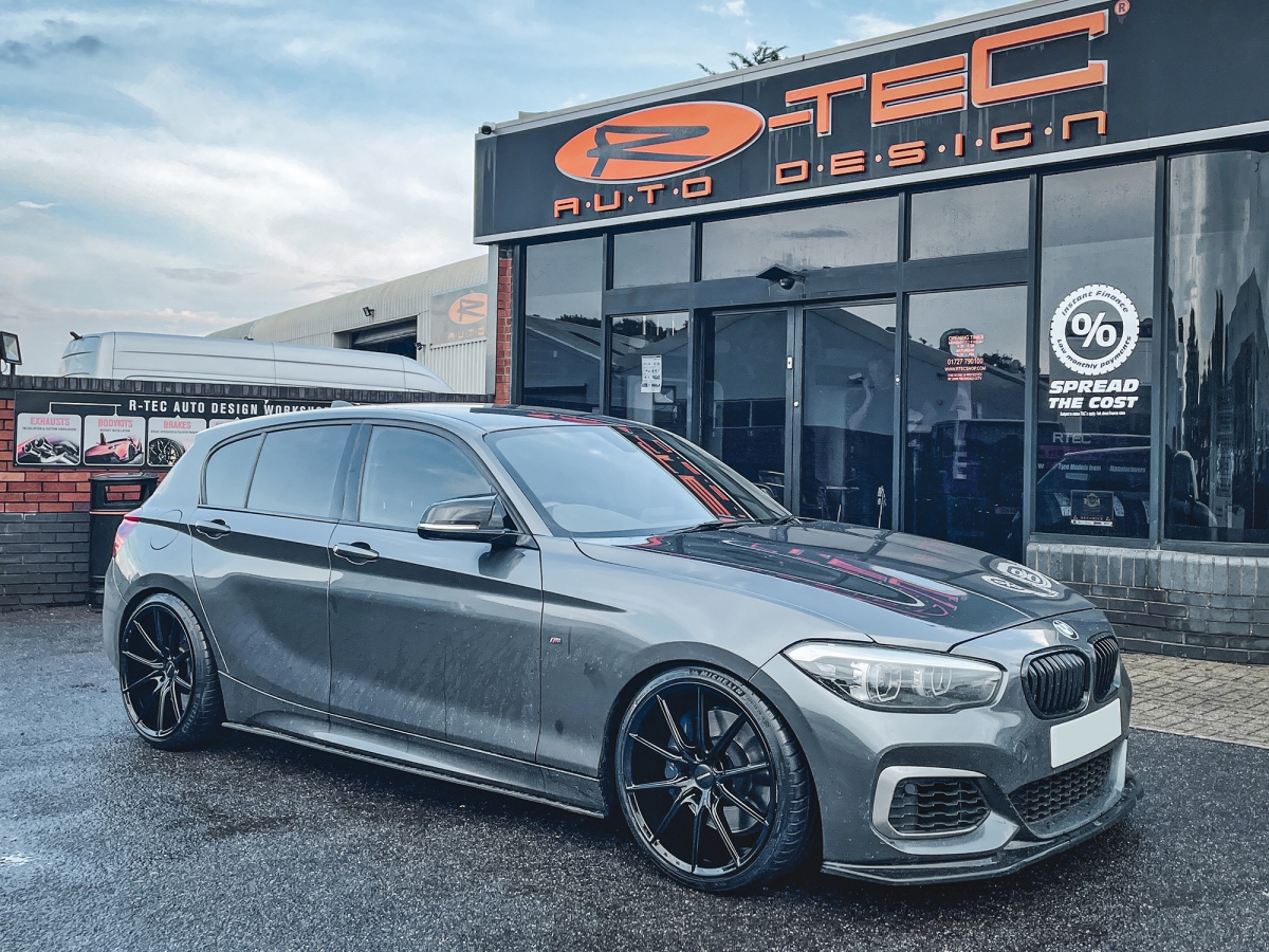 BMW 1 SERIES M140I - VEEMAN V-fs48 Multispoke Gloss (Black)